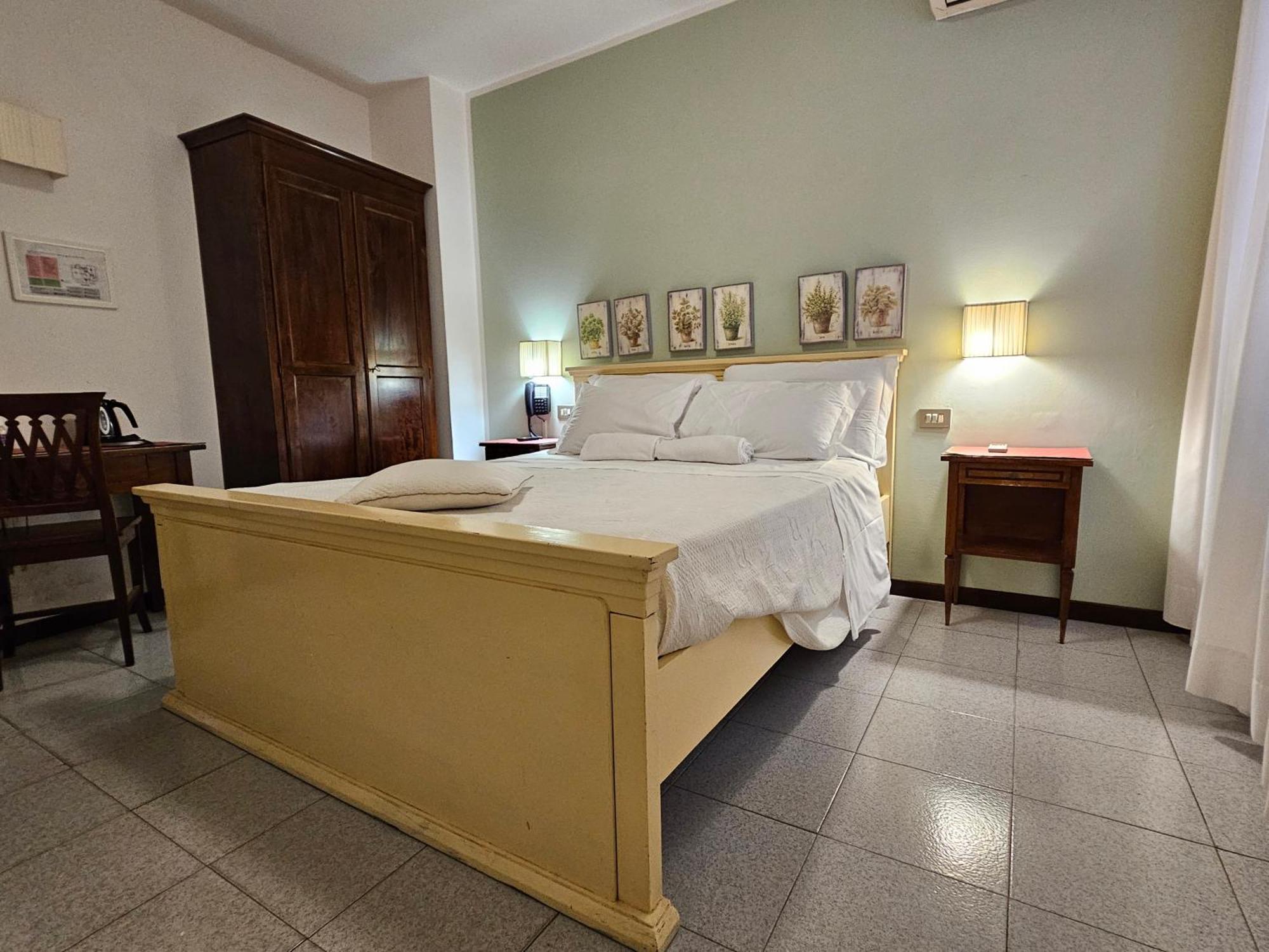 Hotel Rosalba Perugia Ngoại thất bức ảnh