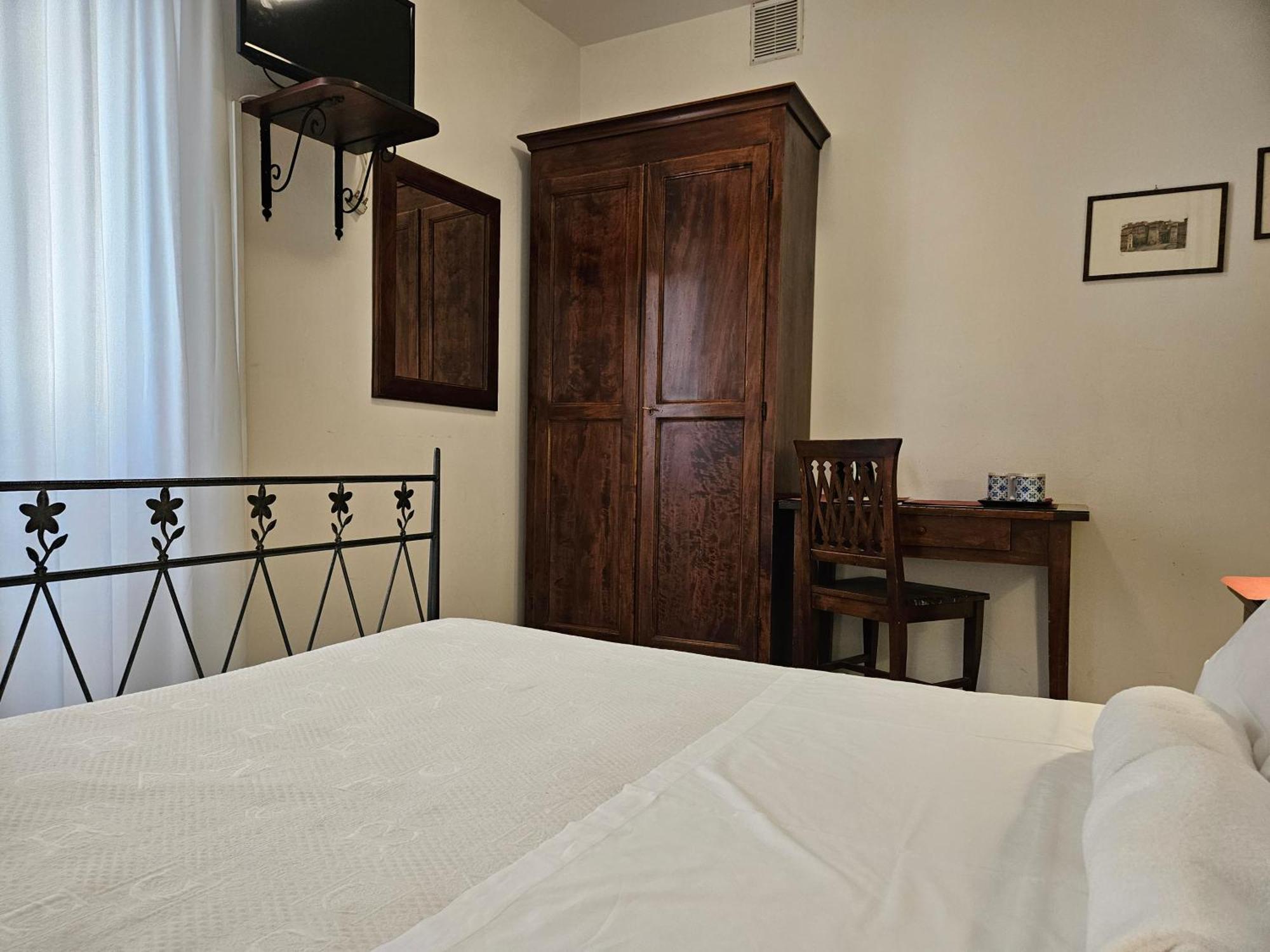 Hotel Rosalba Perugia Ngoại thất bức ảnh