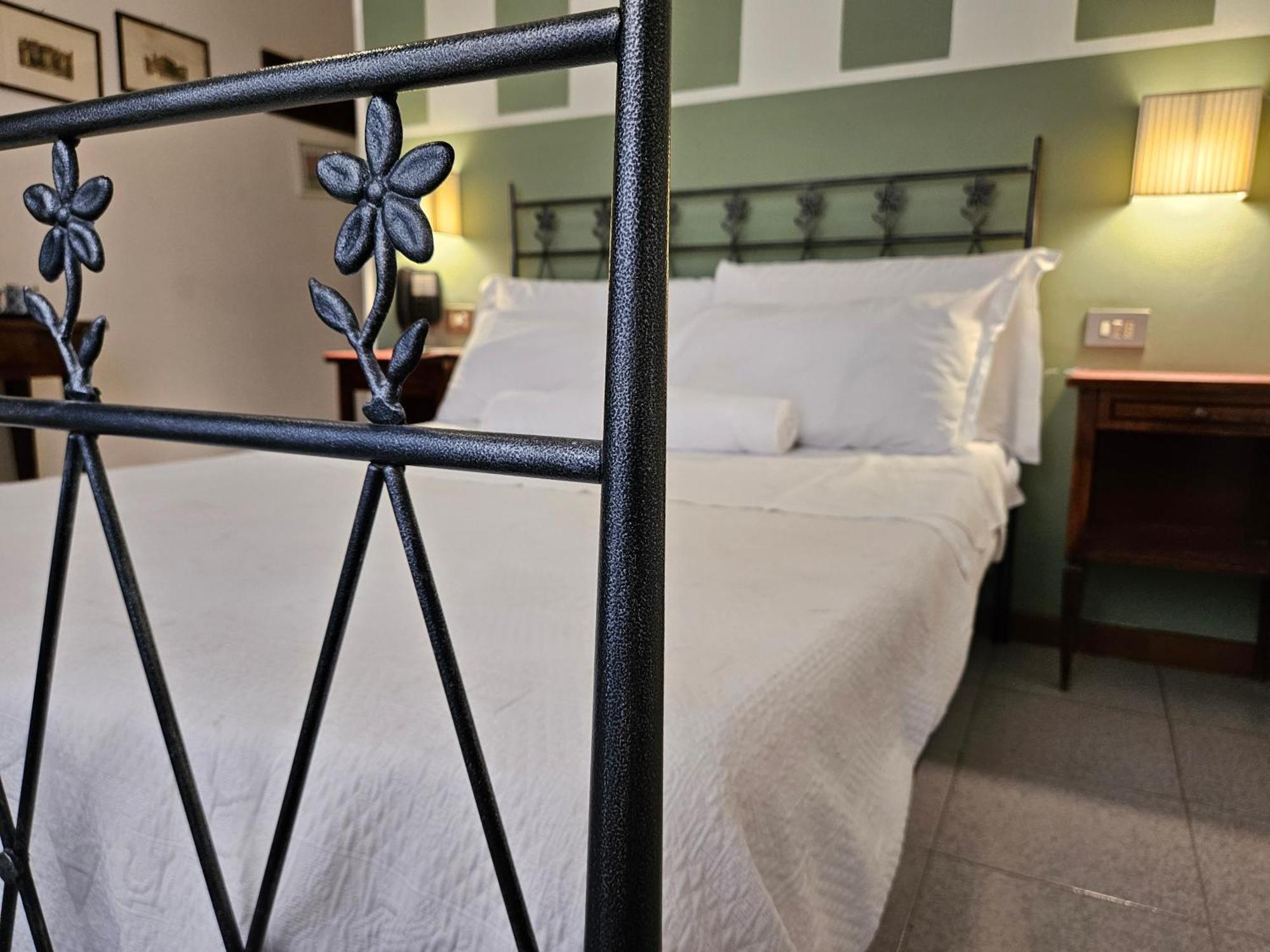 Hotel Rosalba Perugia Ngoại thất bức ảnh