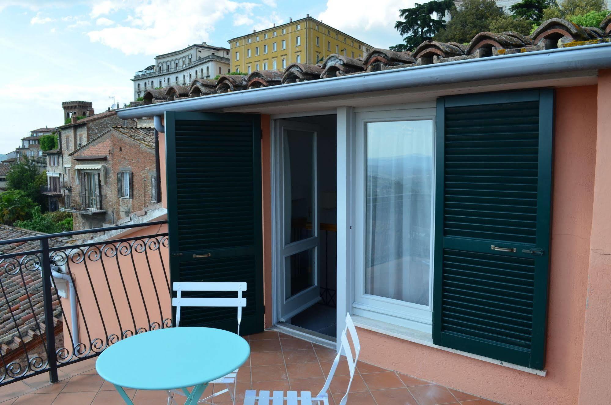 Hotel Rosalba Perugia Ngoại thất bức ảnh